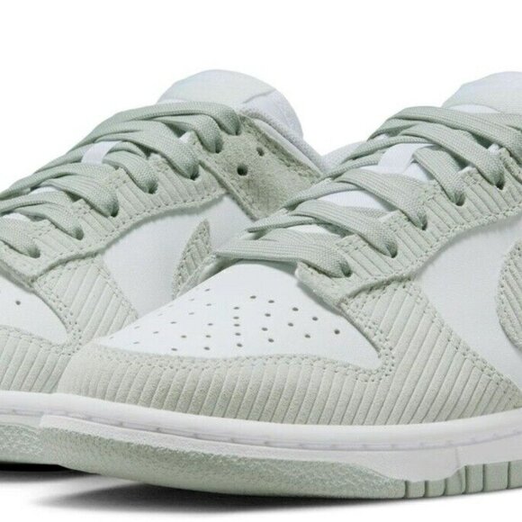 NIKE DUNK LOW "LIGHT SILVER CORDUROY" (WOMEN’S) SAME DAY SHIPPING - Picture 1 of 8